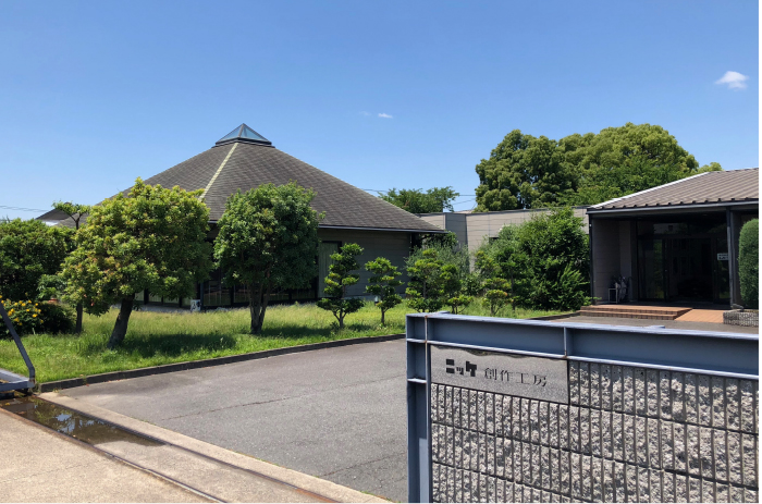 フォーマルを格上げする生地選びーNIKKE(日本毛織)編